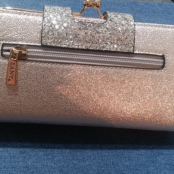 Lany Glittery Silver Wristlet/Shoulder Purse - Picture 9 of 13